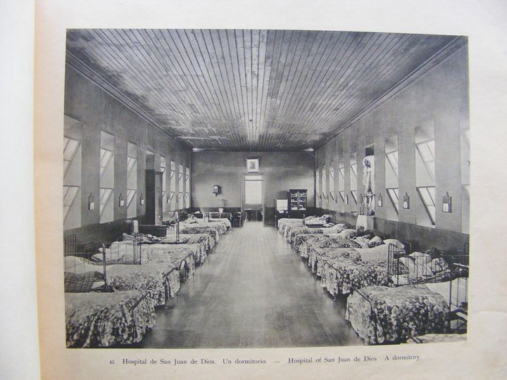 biblioteca 303 copy.jpg